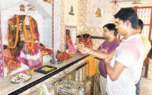 Navratra festival kaushambi manjhanpur