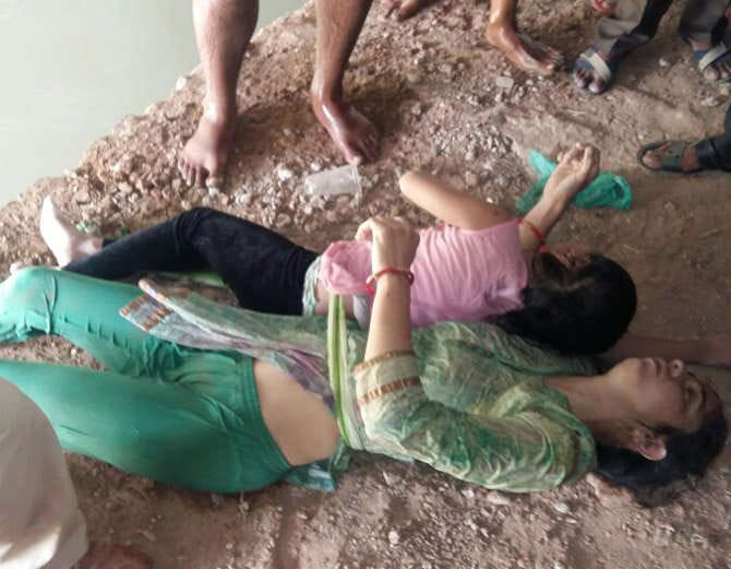 lady teacher suicide with daughter due to harassment by husband, in-laws