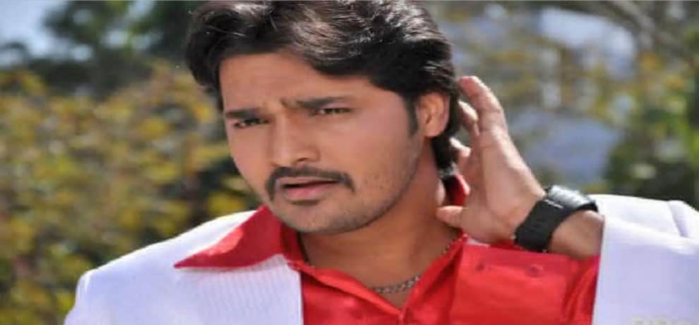 Mumbai Charkop Police arrests Bhojpuri actor Manoj Pandey in an alleged rape case. 