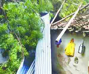 Cyclone hits Amethi