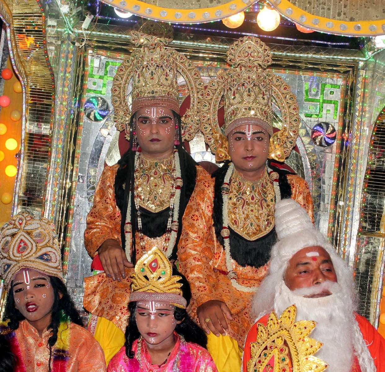 Ram Barat came out with gossip