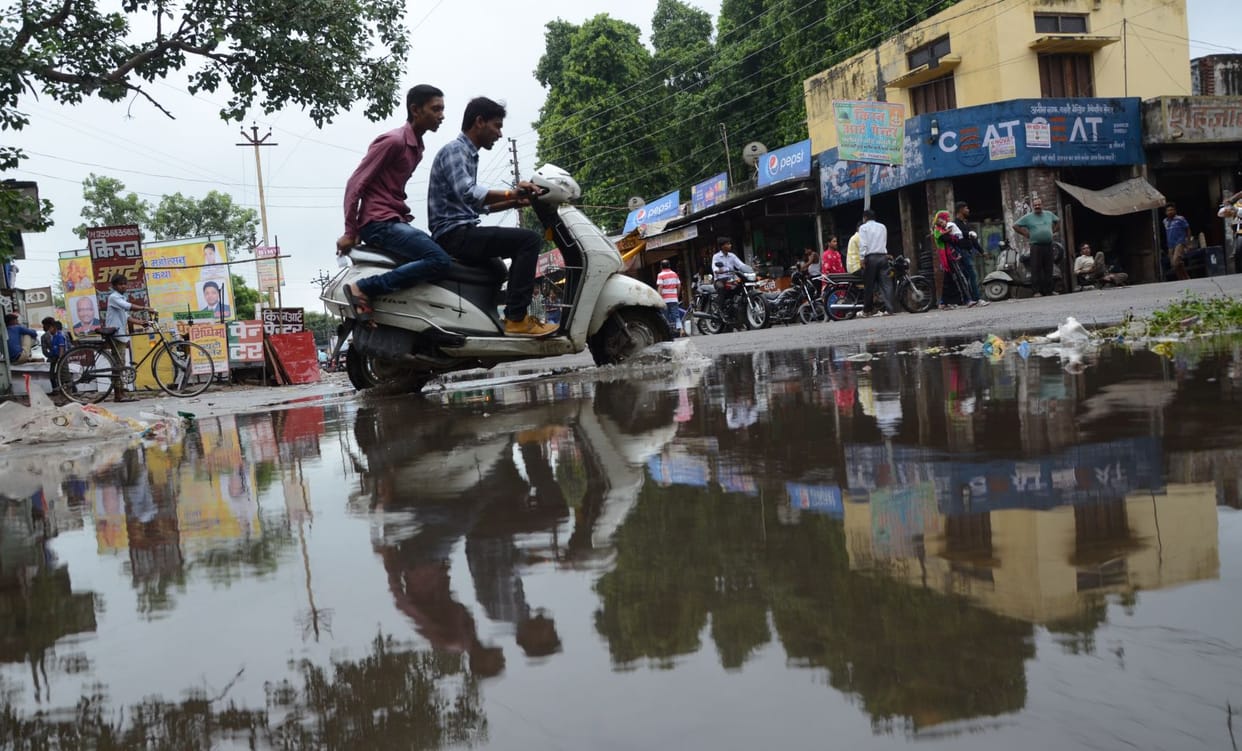 Less rain creats havoc on roads in Budaun