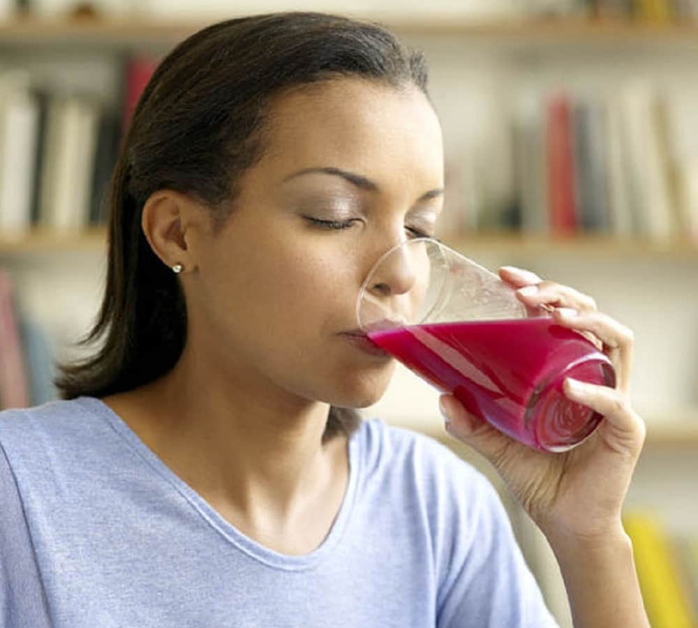 Know why blood color is reddish understand this organ system