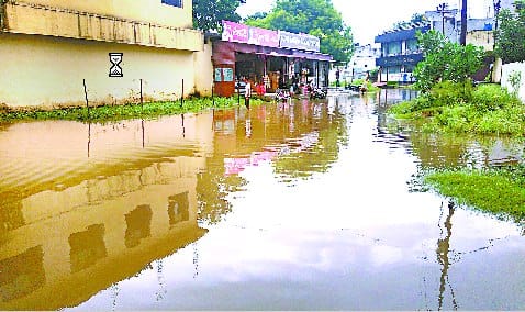 36 hours ... 50 mm rain ... impaired city hull