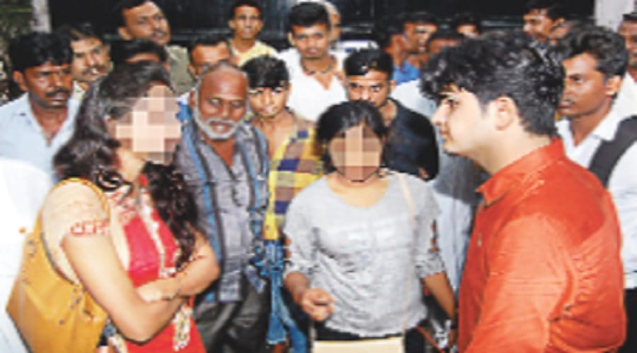 Wife beaten to husband with girlfriend, ruckus