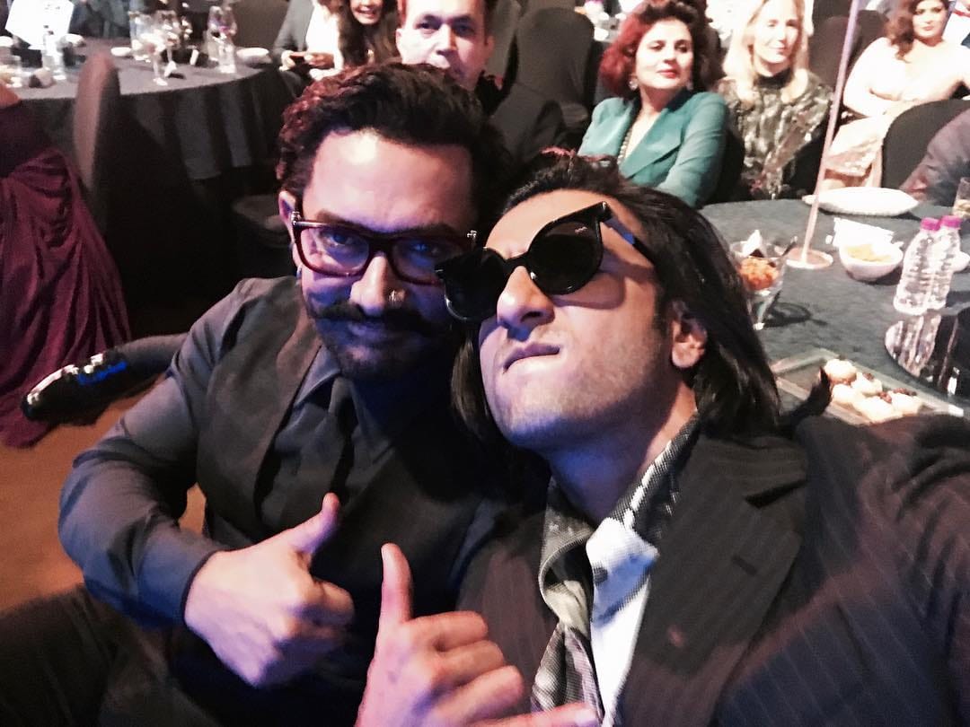 GQ Men Of The Year Awards 2017 Ex couple Ranveer Singh and Anushka Sharma bonding hug each other