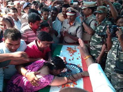 funeral of martyr soldier with guard of honour in ballia