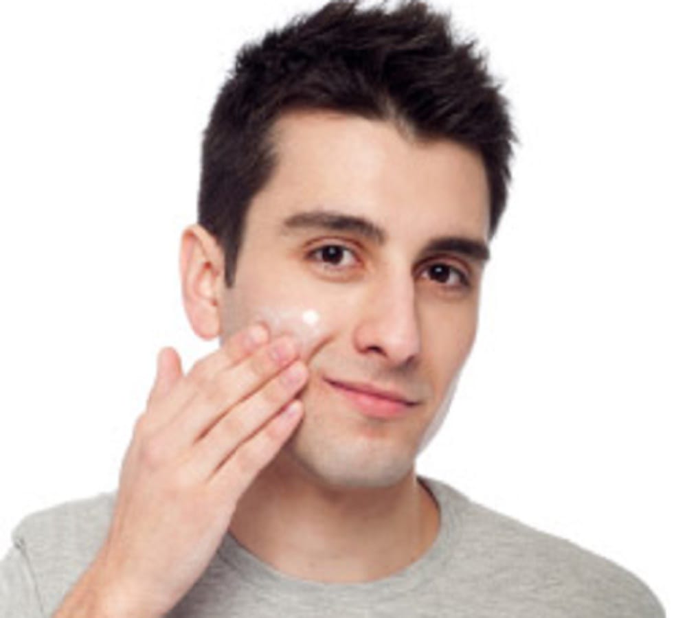 If you want to have white shiny teeth then take the help of of this salty remedy