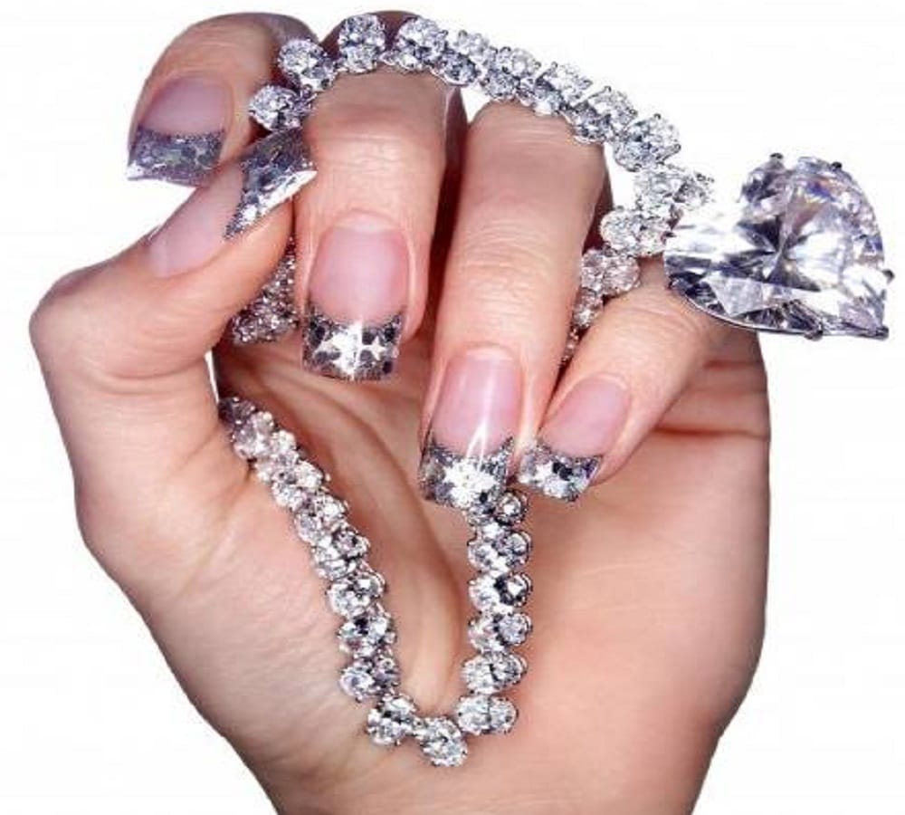 try this most expensive Iced manicure which gives your nails new look 