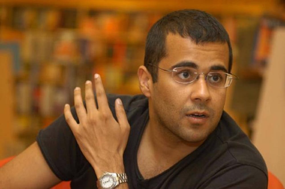 chetan bhagat do not like arjun kapoor and shraddha kapoor starrer half girlfriend