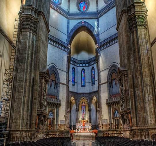See Photos of the largest and Beautiful churches around the world