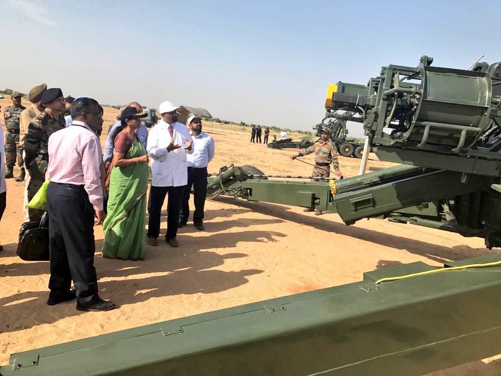 Defense Minister Jaisalmer, saw tanker test