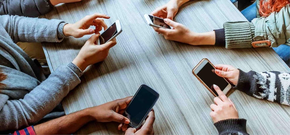 Psychological Effects of Smartphone Addiction Cause Mental Health Singapore University Research in hindi
