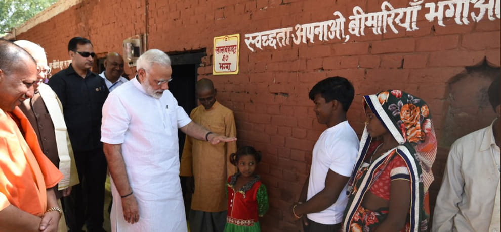  PM modi varanasi visit inagurates pashu arogya mela rally in shahanshahpur uttar pradesh