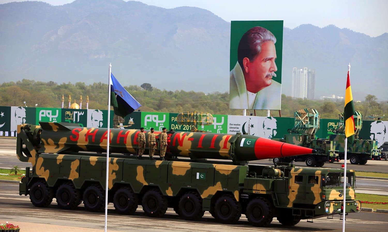 pakistan has more nuclear weapons than india