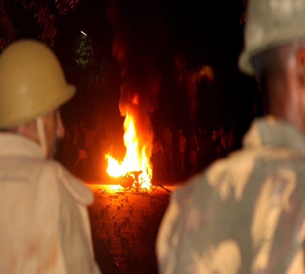 BHU protest and lathi charge due to police