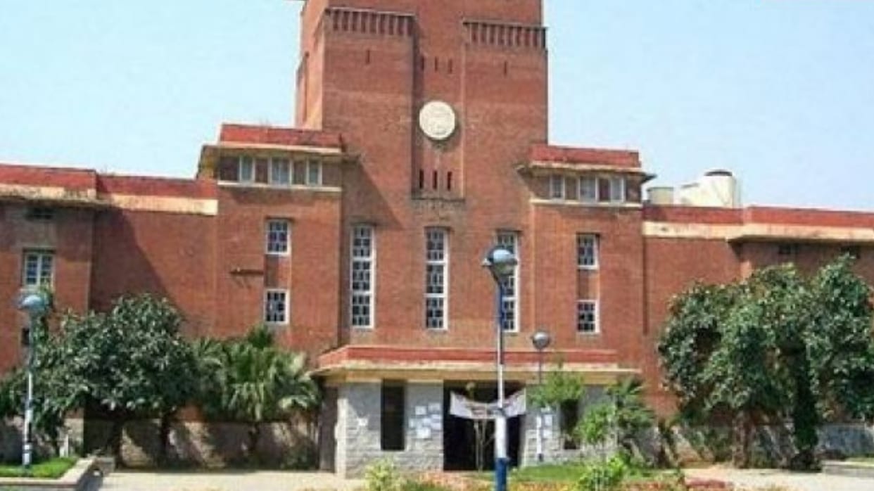 Raising Voice against DU Professor due to his Controversial Post on Facebook 