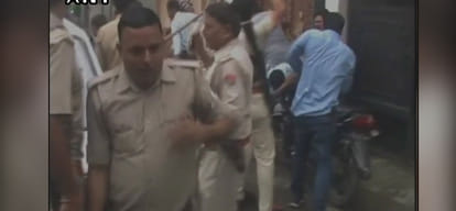 Ruckus situation in hapur Vishwa Hindu Parishad members over an alleged matter of love jihad