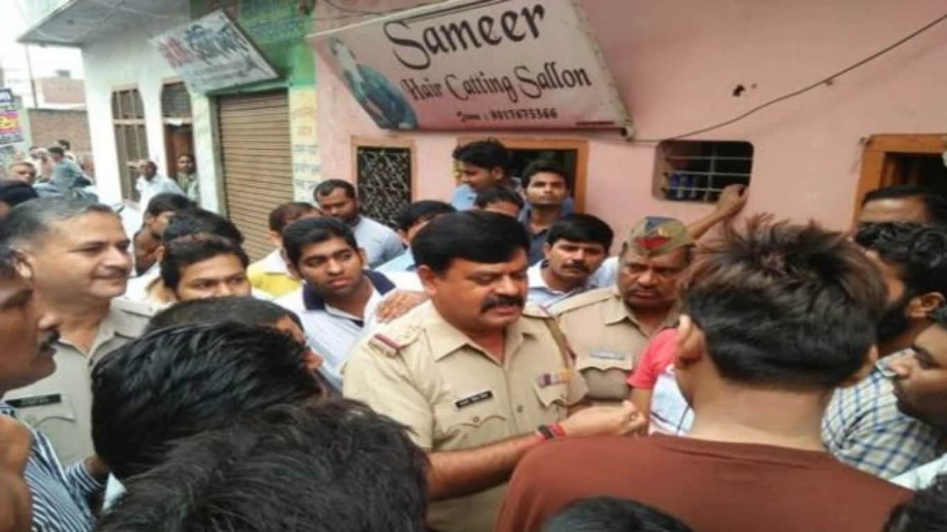 Both fled from Bihar and studied in the mosque at Ghaziabad