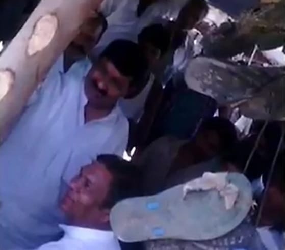 villagers showed their anger after mla did not full filled promise 