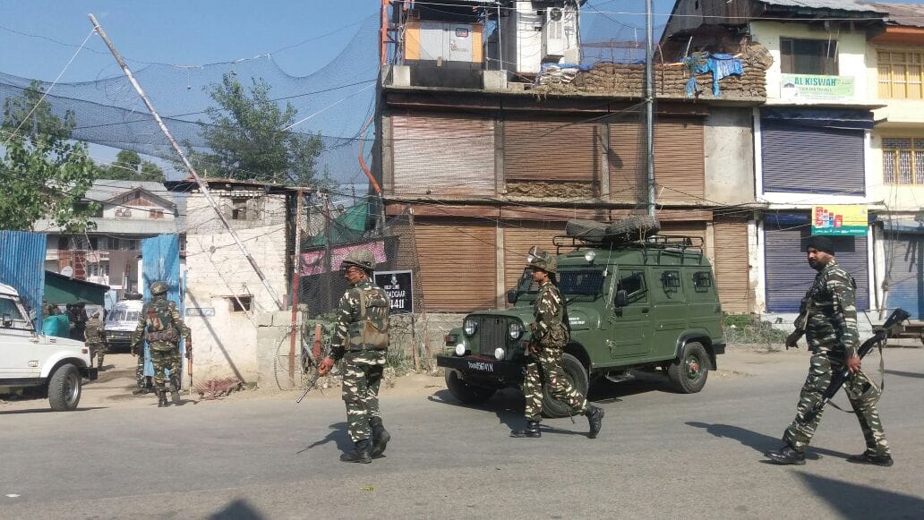 terrorist attacks on jammu police vehicles, shot on highway 