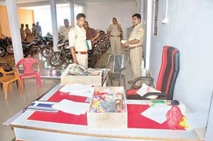 theft of 5 bike, cash