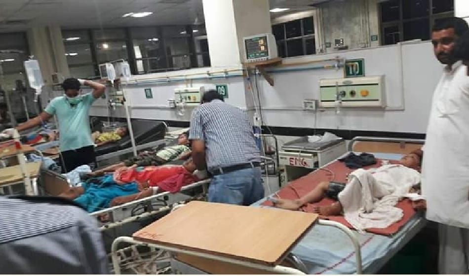 nine injured when the house collapsed due to rain