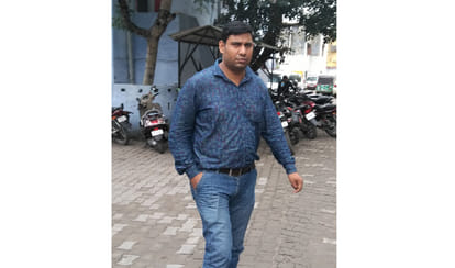 policeman usurp three lakhs of a minor rape vitim arrested in ghaziabad