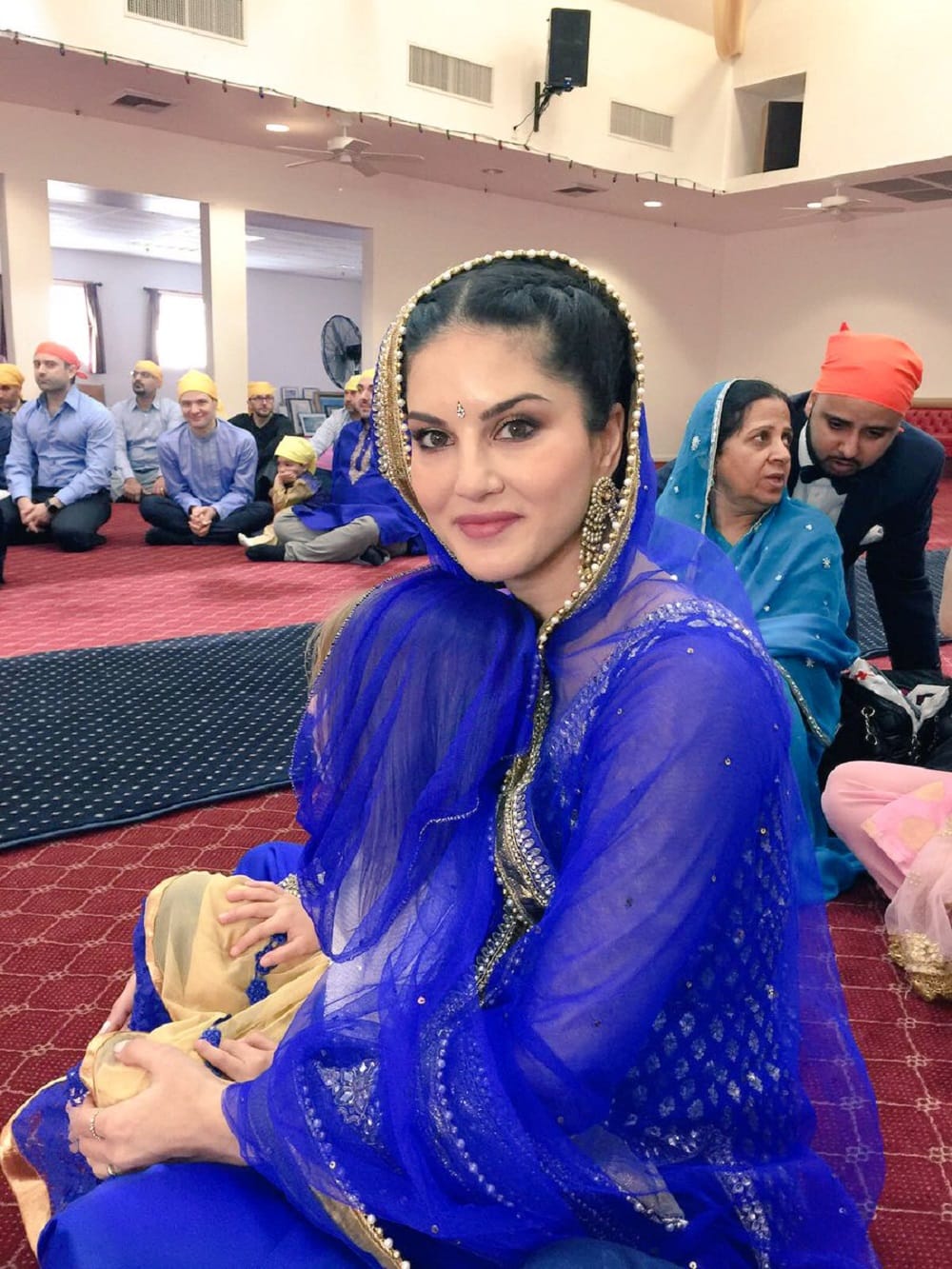 sunny leone posted a video on instagram fans commented Its looking really painful 