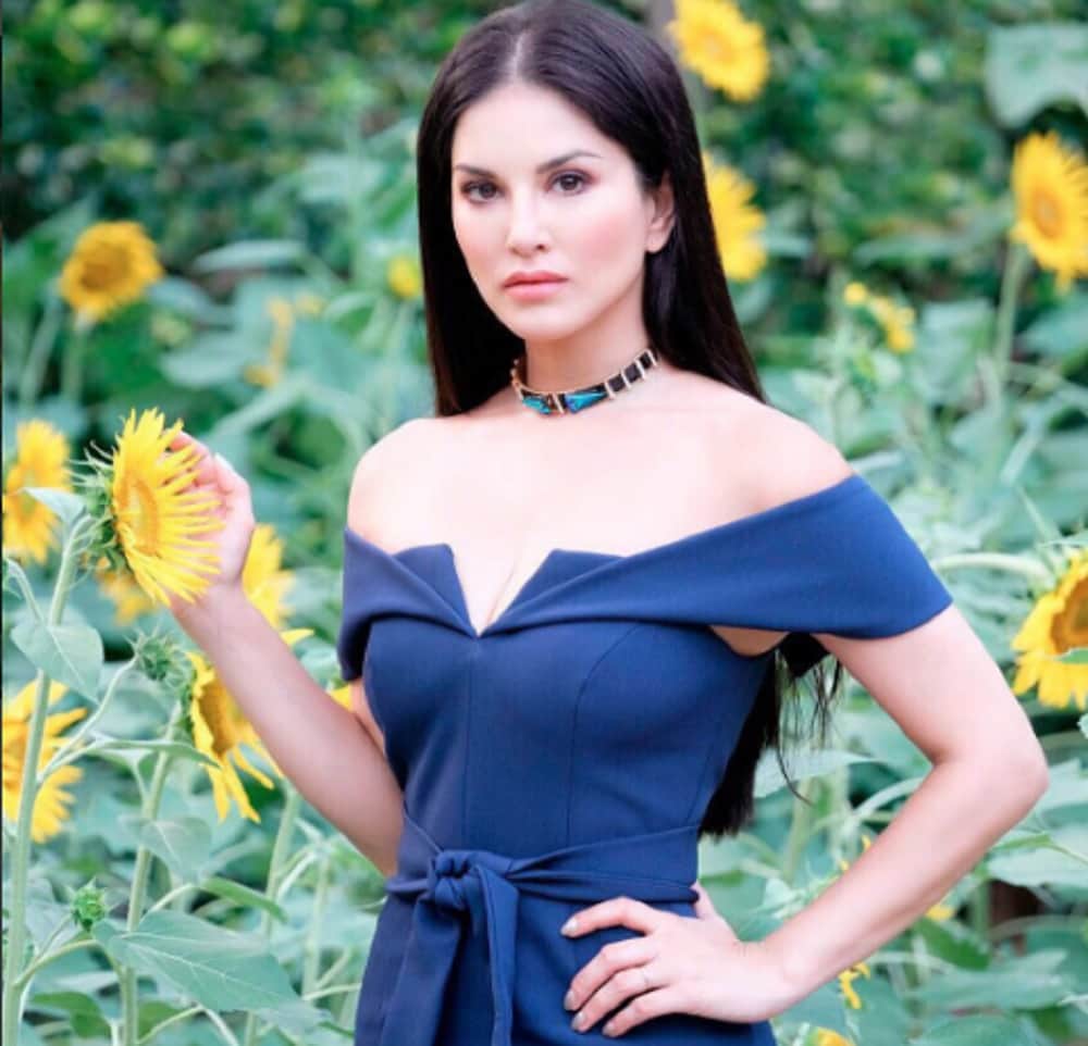 sunny leone posted a video on instagram fans commented Its looking really painful 