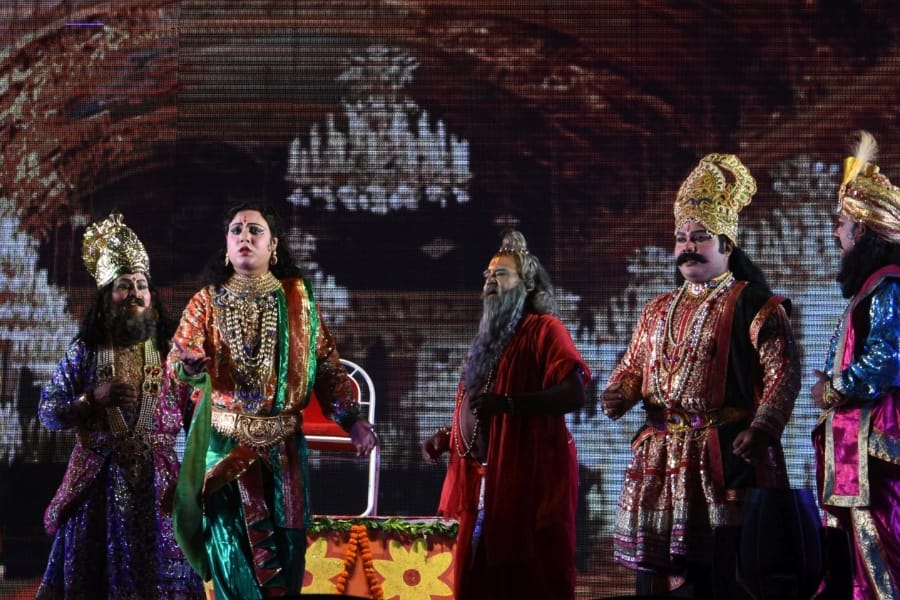 yogi adityanath in ramleela.