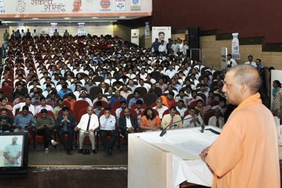 yogi adityanath speaks on ujjawala yojna.