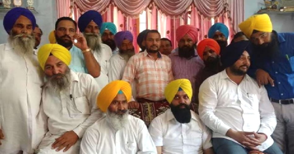 Kanwalpreet Singh and Manmohan Singh resigns from party