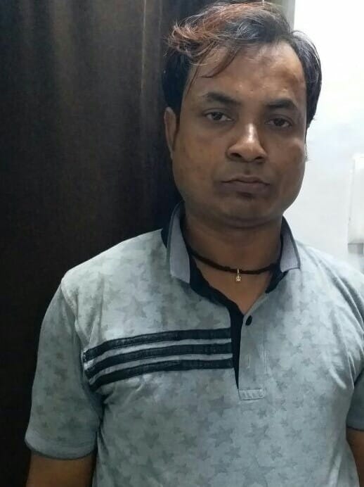 accused of threatening bjp mla firozabad ran away from police custody 