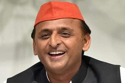 akhilesh yadav tweet on mulayam singh yadavs press conference in lucknow