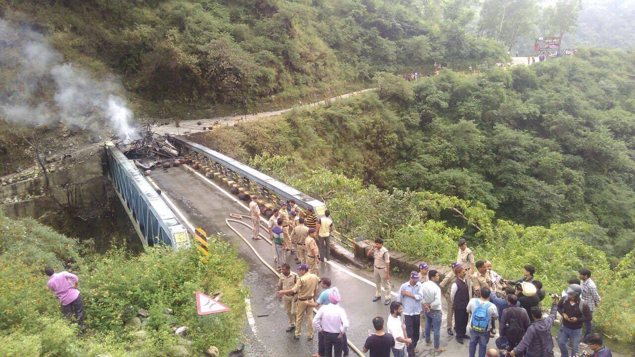 lpg gas cylinder blast in nainital