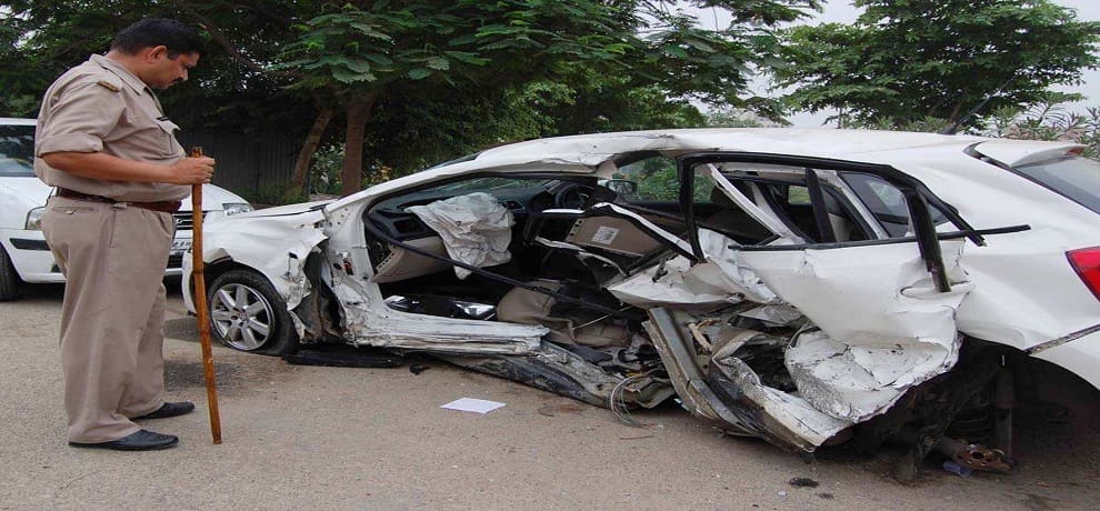 Two cars collide in Sidhi district of Madhya Pradesh 2 dead 7 injured