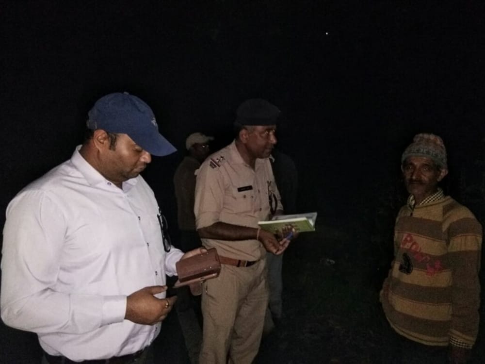 Photos of dead bodies rescue after car accident in nainital