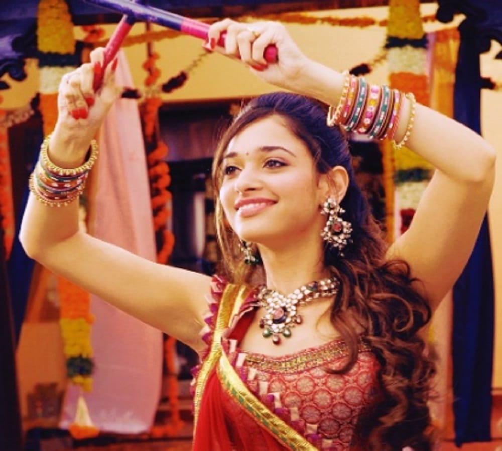 If you want to participate in Dandiya night than visit these places of Delhi NCR