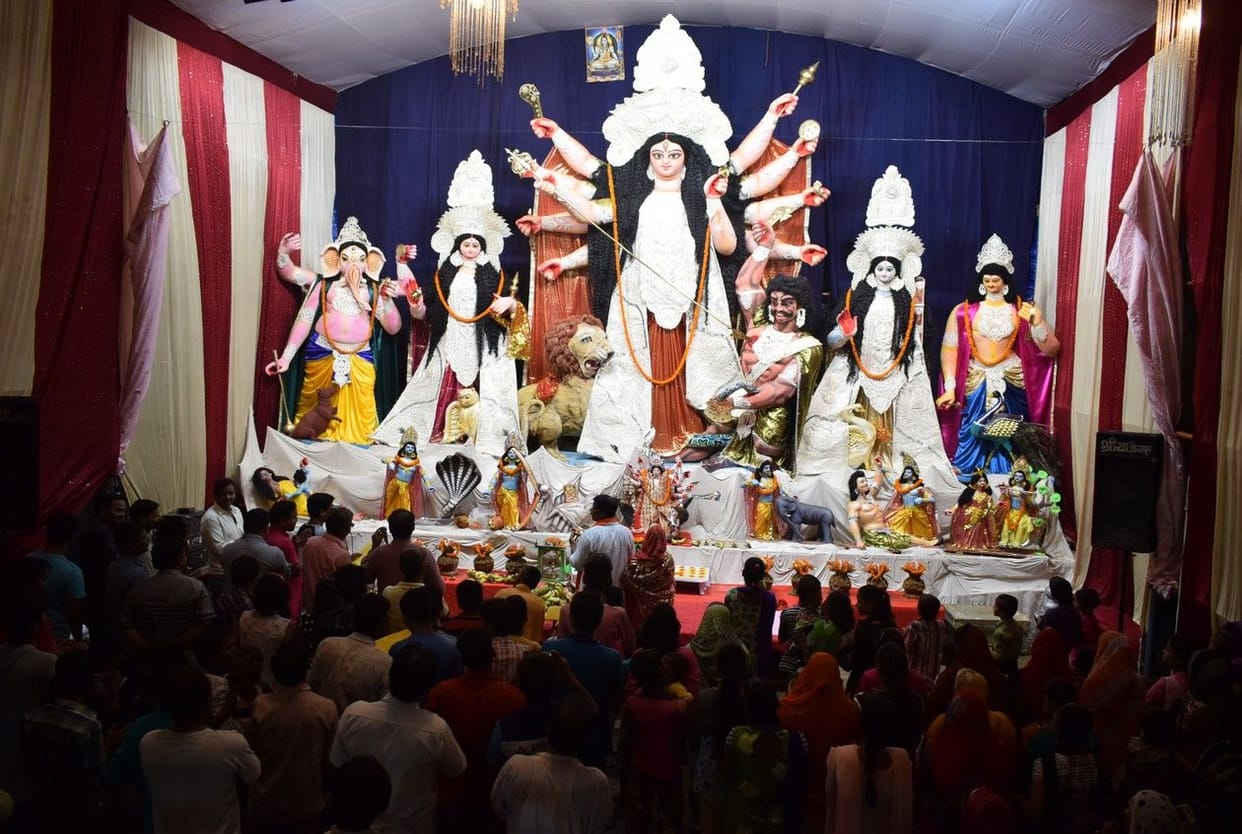 ौथे दिन जगह - जगह हुई मां कुष्मांडा की पूजा