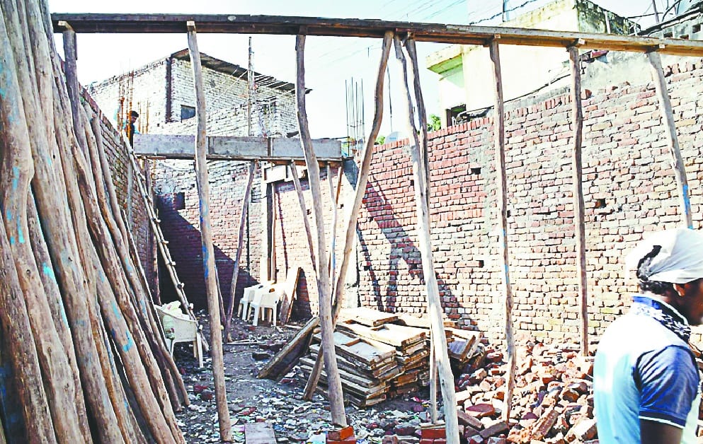 Preparing to drop aside, building on the other side