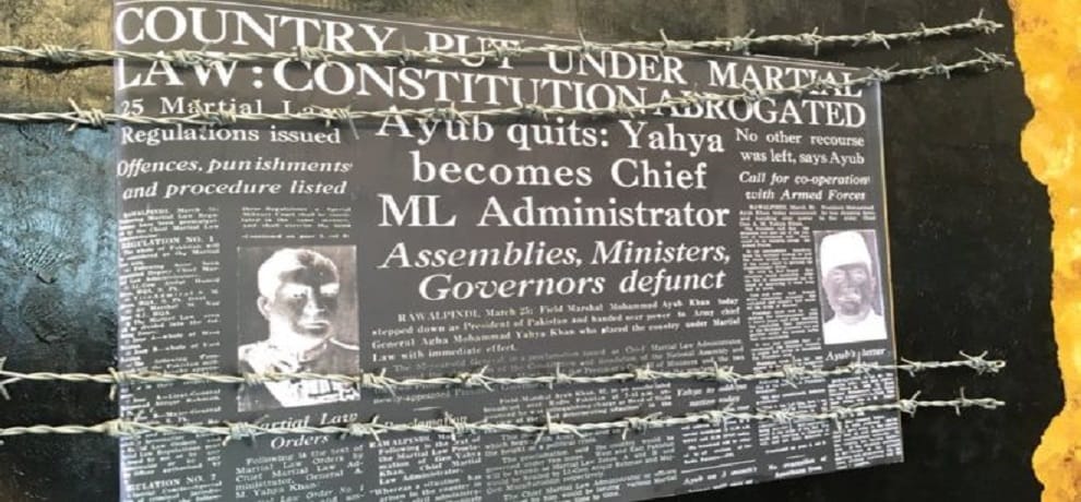 History of the Pakistani parliament reminds of the war of alley democracy