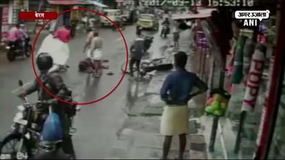 Caught on cam: 2 men thrash youth after argument in kerala
