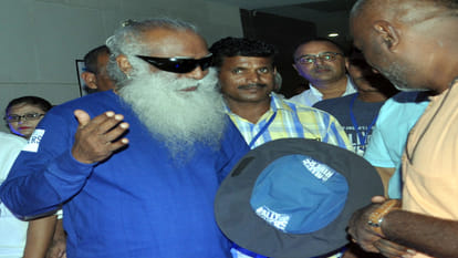 Sadguru Jaggi Vasudev in kanpur
