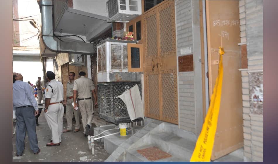 in timarpur murdercase man killed by stabbing knife 