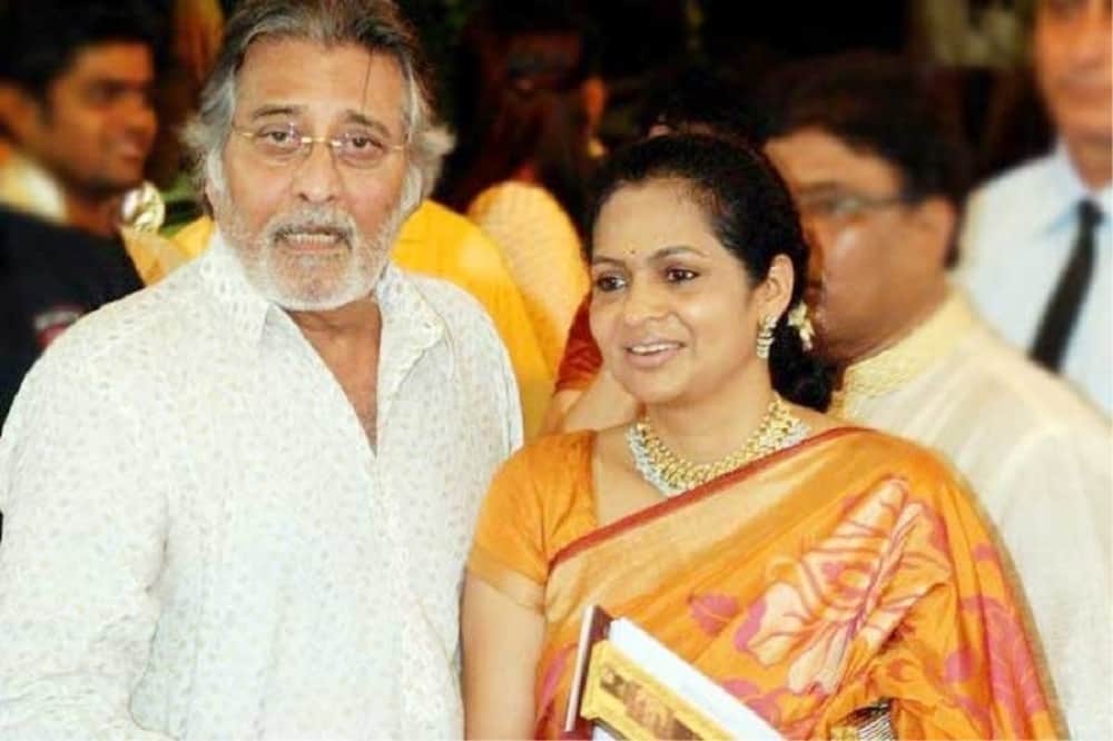 Vinod Khanna birthday special know about his all Family members