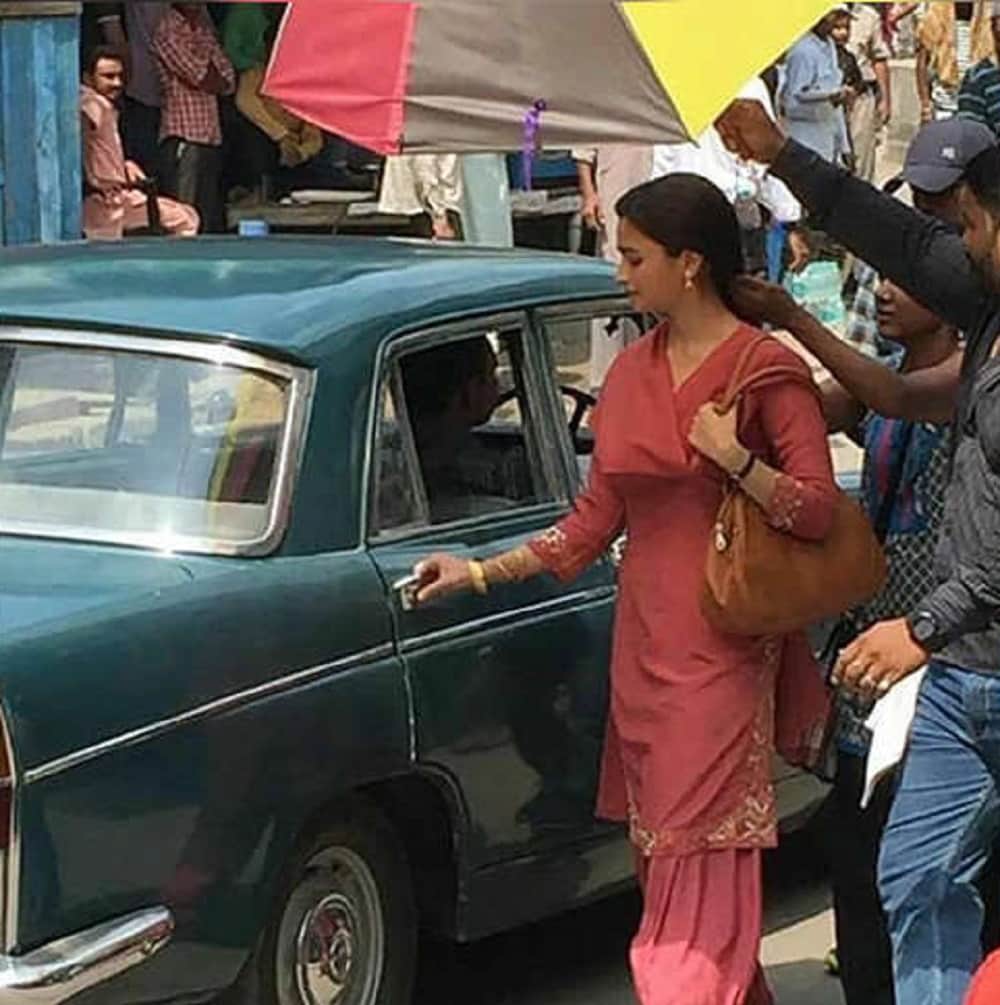 alia bhatt at government civil hospital with her mother soni razdan during the shooting of razi