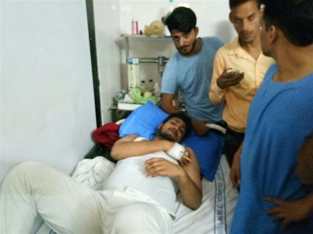 AMU shot the Vice President, then left the knife