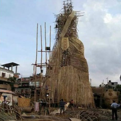 navratri 2017 100 feet tall maa durga bamboo sculpture made in assam