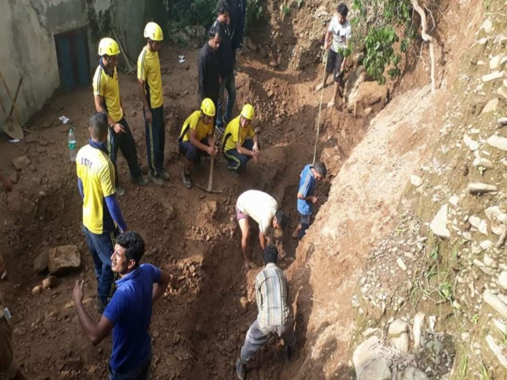 Reason behind laborers death during Embankment construction 